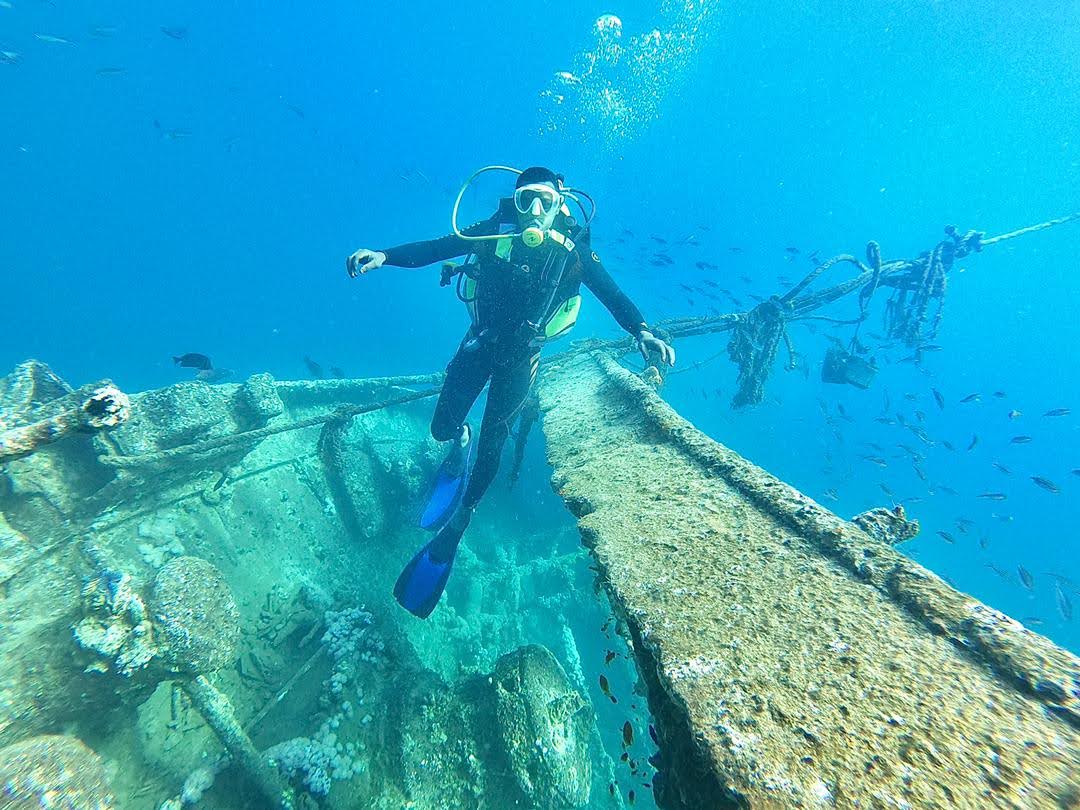 diving